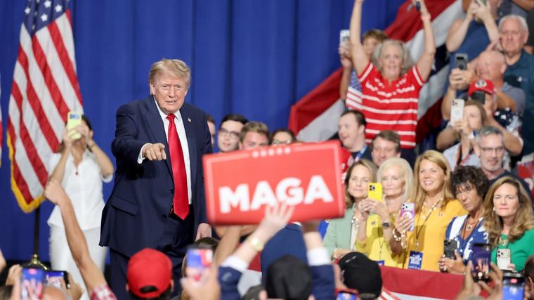 Republikaner nobbar konvent: ”Ser Trump som en börda”