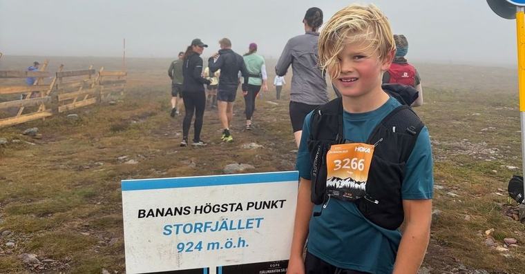 Hugo, 9, sprang halvmara i fjällen