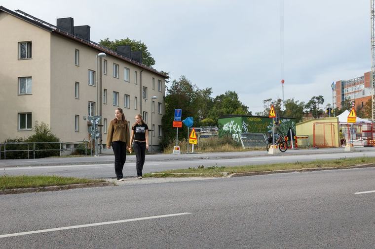 Föräldrar i Enskede varnar: Allvarlig olycksrisk