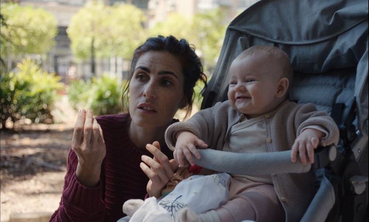 ”För döva öron”: Hur gör en mamma som inte hör?