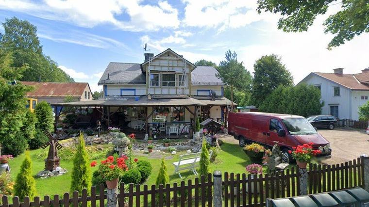 Stor villa på 288 kvadratmeter i Munkfors såld för 475 000 kronor