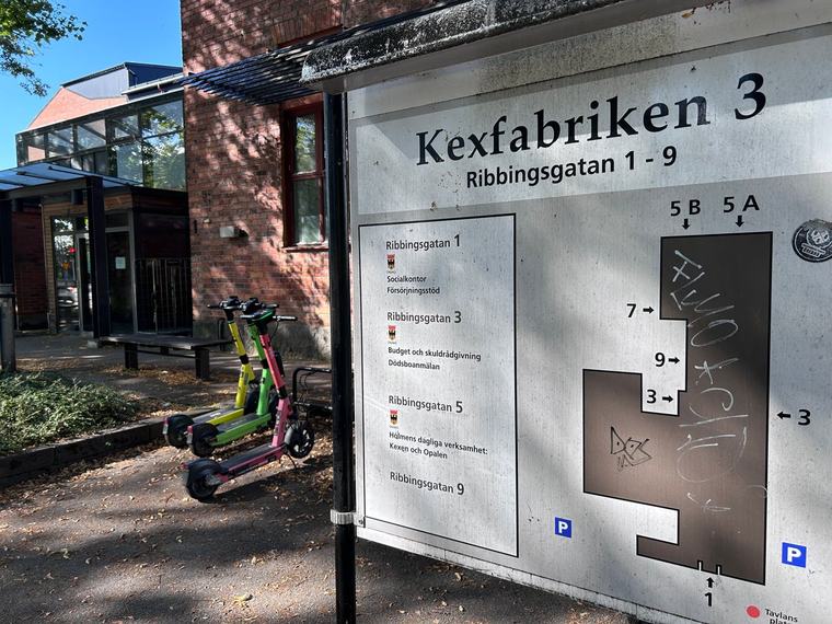 Ännu en person får sluta – läste Elsas akt