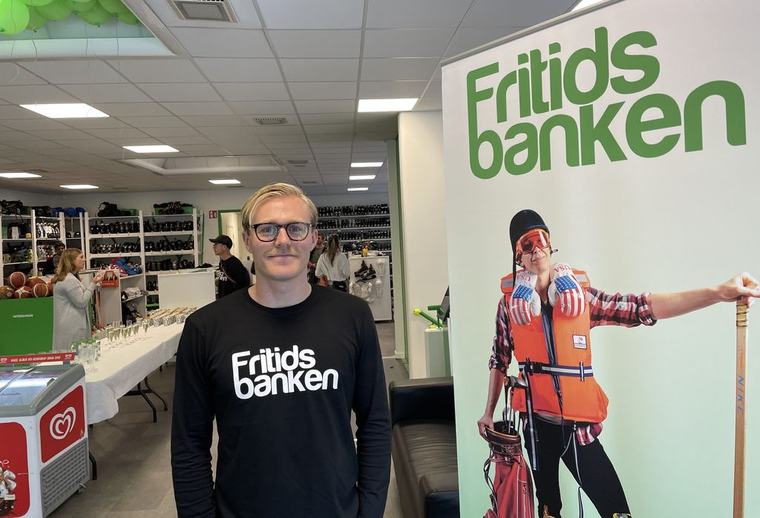 Nu har Fritidsbanken öppnat på Aniaraplatsen