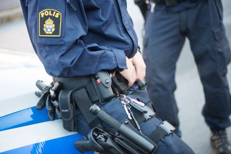 Kvinna anhållen – misstänks för narkotikaförsäljning