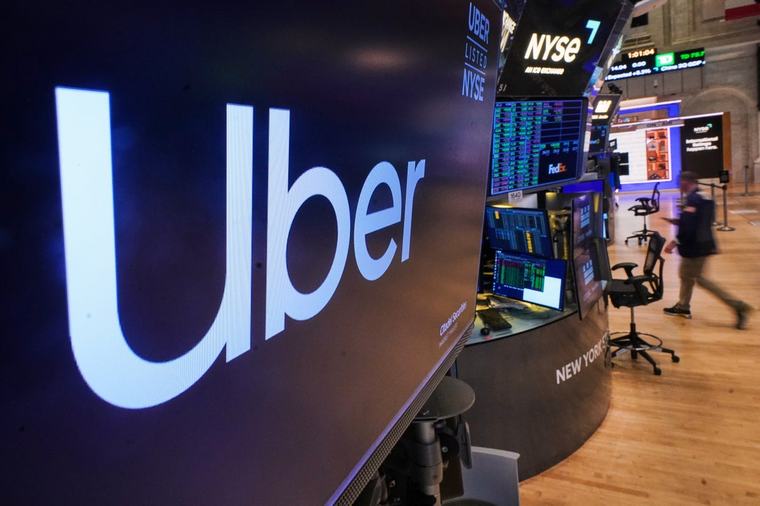 Uber kapar 3 300 tjänster