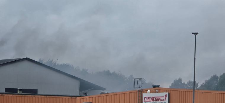 Brand på återvinningsstation i Karlstad