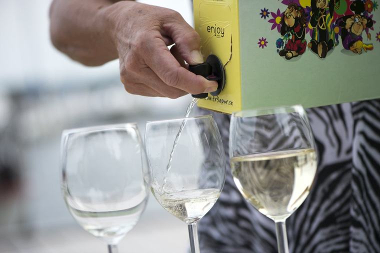 Riskfyllt drickande vanligare bland äldre par