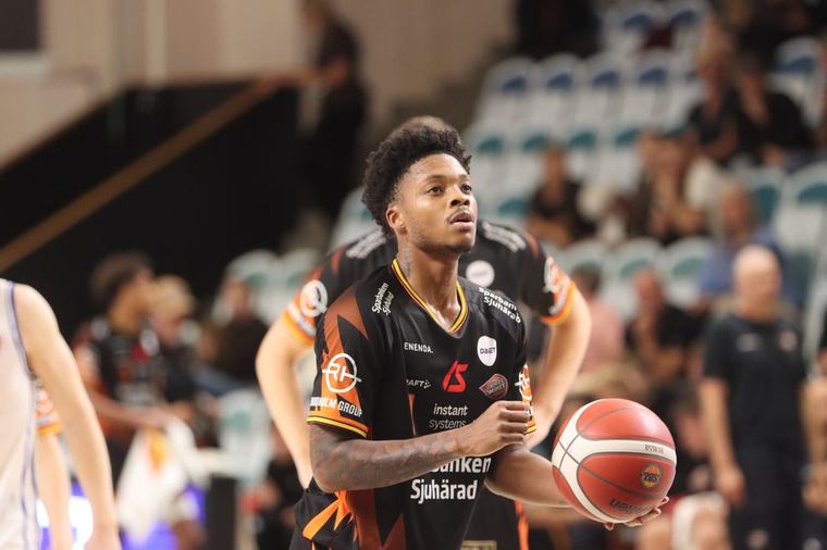 Ivy-Curry säkrade segern i Boråshallen: ”Kunde känna energin”