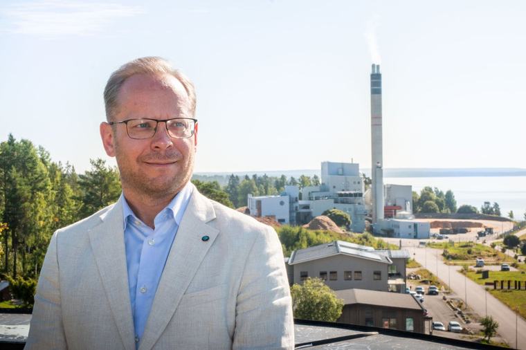 ”Kommunen behöver köpa tillbaka värmeverket”