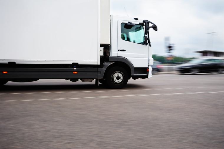Intäkten ner för YH:S Containertransport