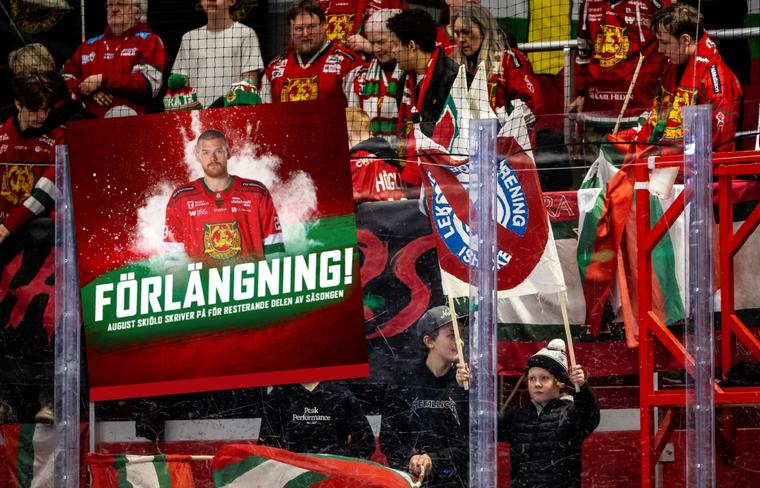 Belönas med kontrakt