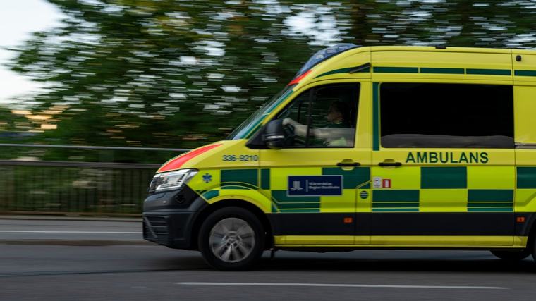 MC-olycka i Kil – ambulans larmades