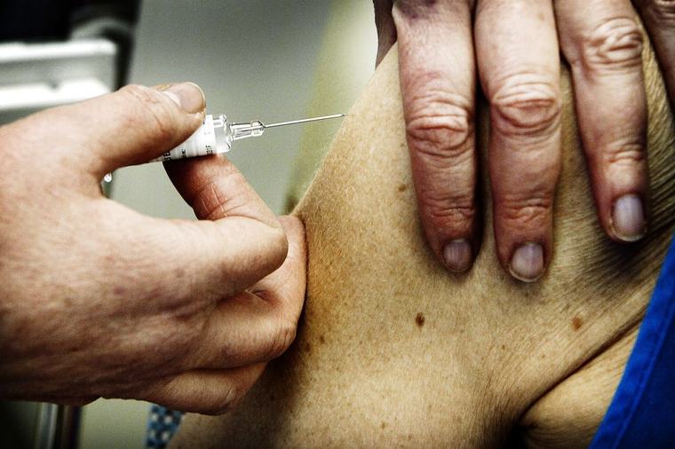 L på Värmdö lovar gratis bältros-vaccin