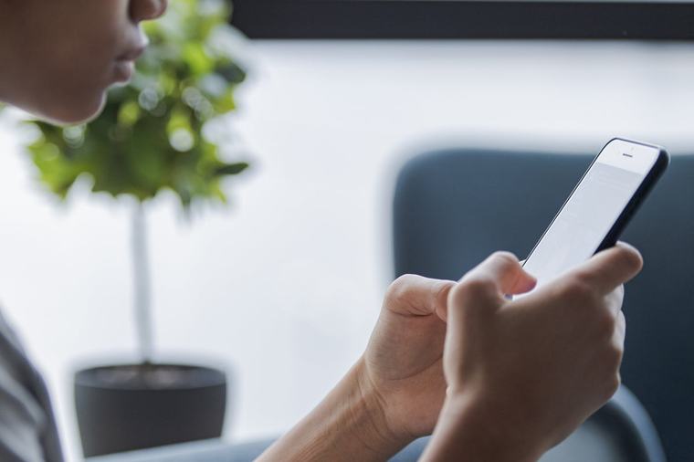 Vart femte barn utsätts för övergrepp online
