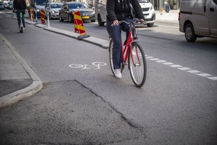 Ambulanspersonalen om Sveavägen: ”Farligt”